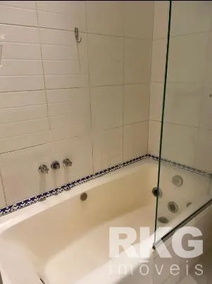 Apartment, 70 m², with a bathtub — photo 5