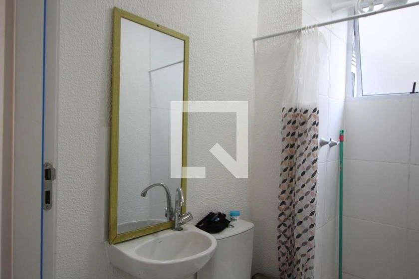 Apartamento de 2 quartos com 1 banheiro e cozinha separada — photo 8