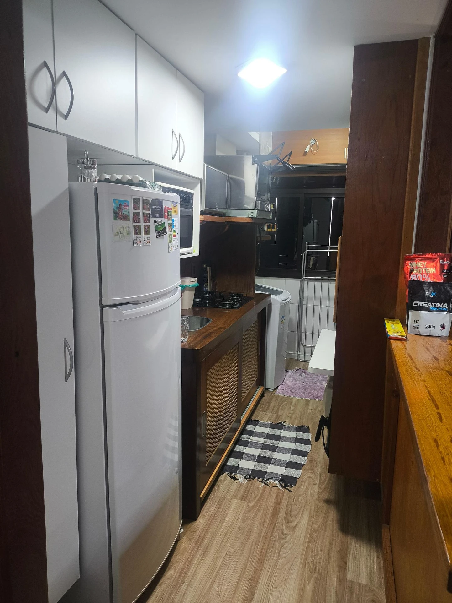 Apartamento mobiliado com 2 quartos e banheiro privativo — photo 27