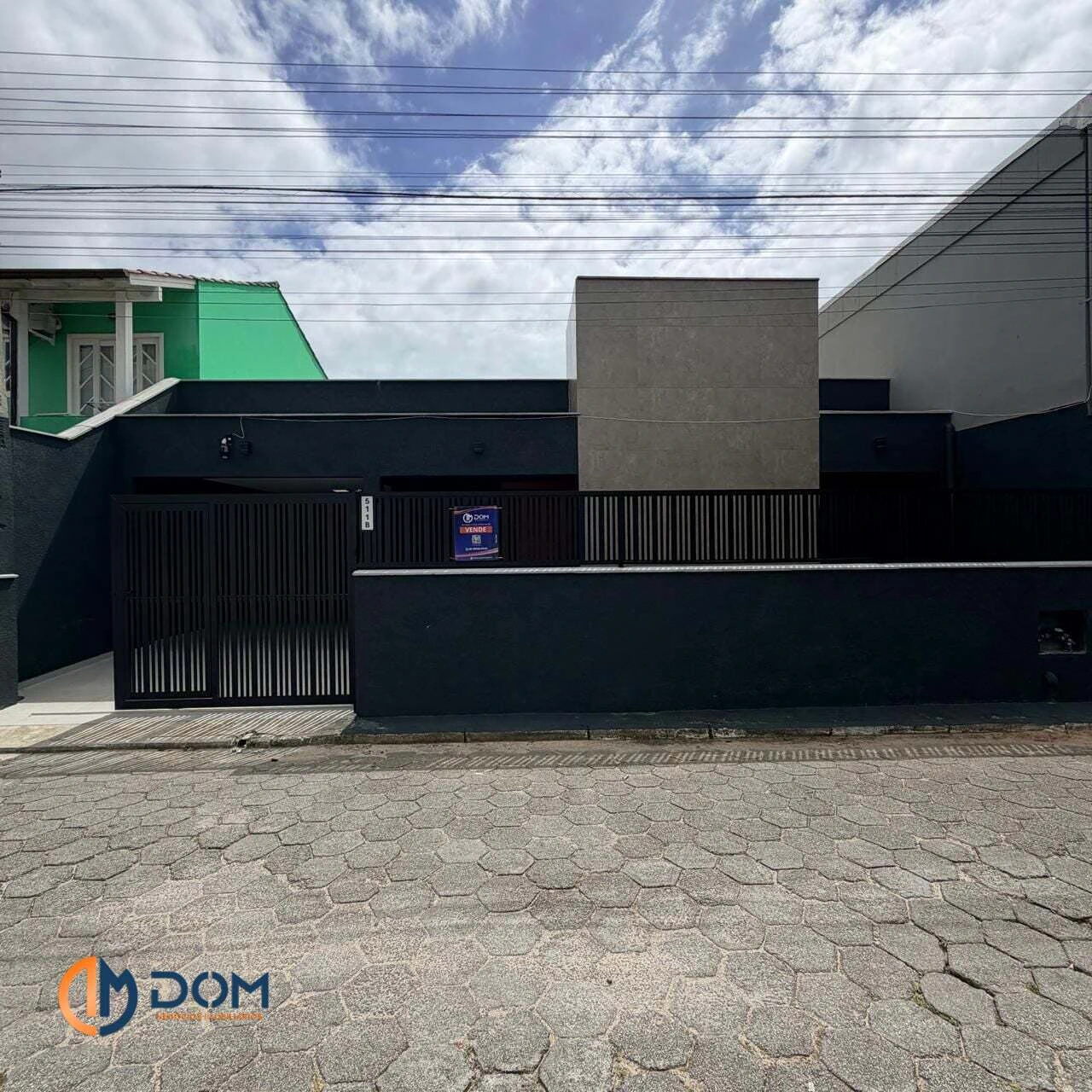 2-bedroom house with a washing machine in Florianópolis — photo 19
