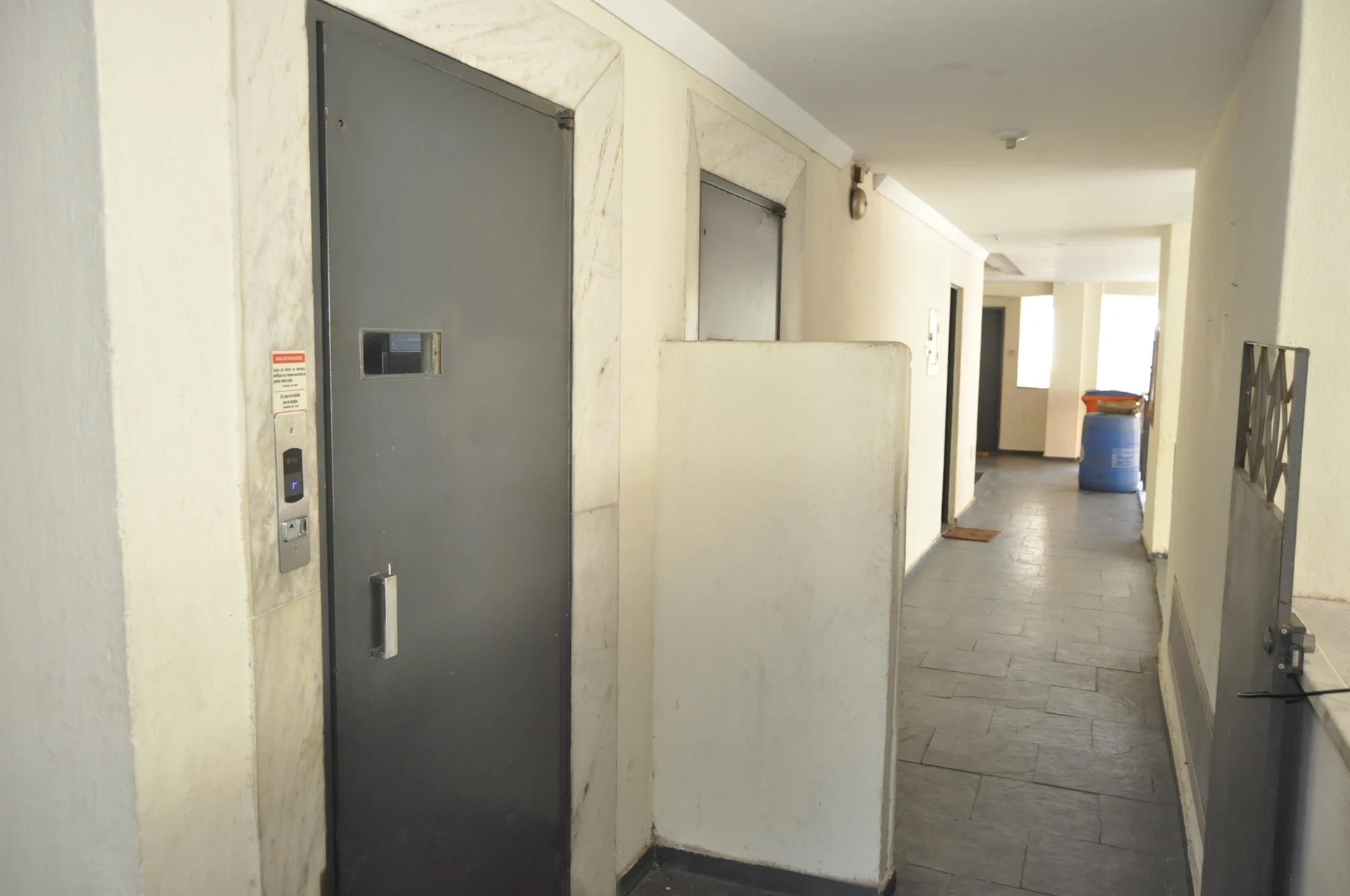 Rental apartment with 2 bedrooms and 1 parking spot — photo 34