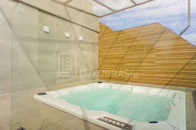 Apartamento amueblado de 360 m² con 4 suites y 6 baños — photo 43