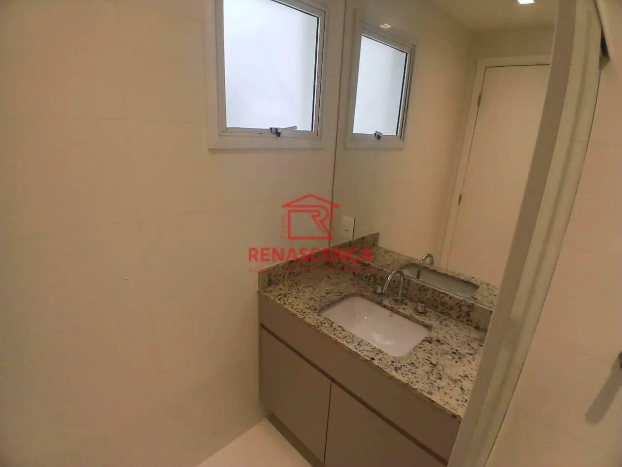 2-bedroom apartment with 1 bath and 1 parking space — photo 20