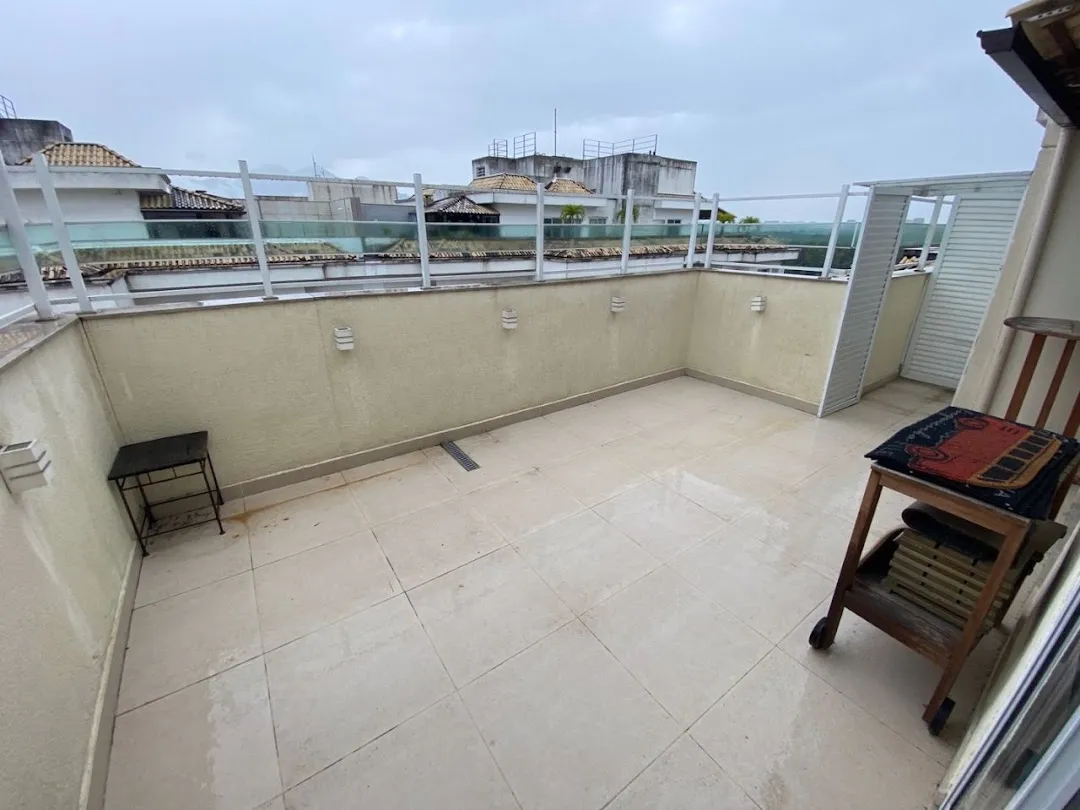 Apartamento mobiliado com 4 dormitórios e varanda — photo 33