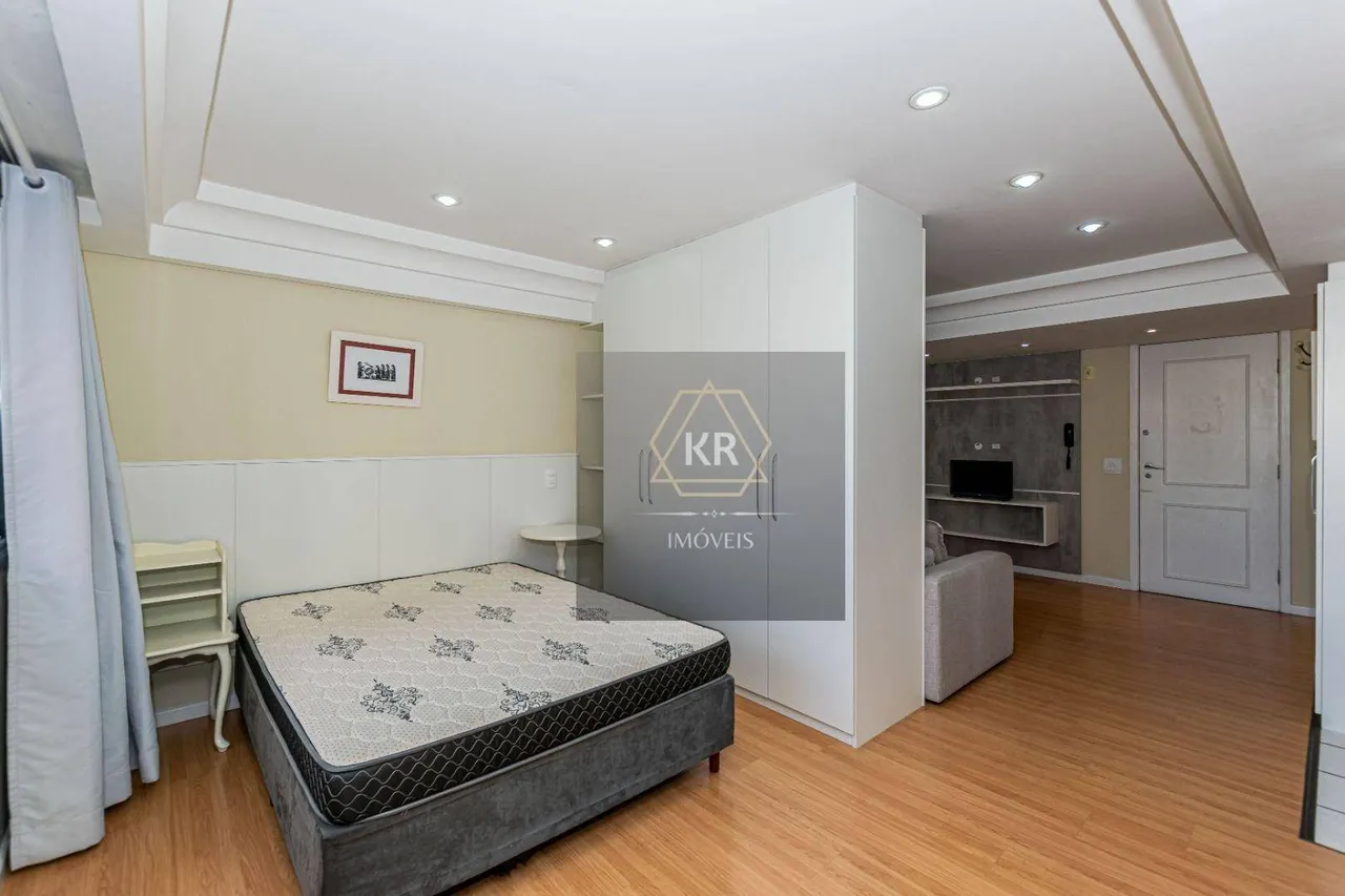 1-bedroom apartment with open-plan kitchen — photo 11