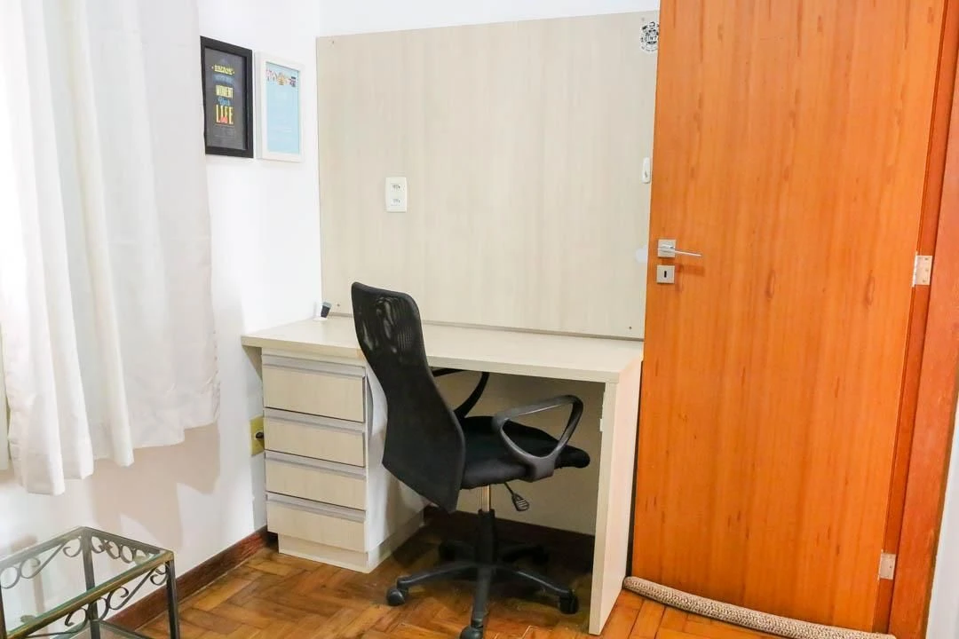Furnished 2-bedroom apartment with a private garden — photo 13