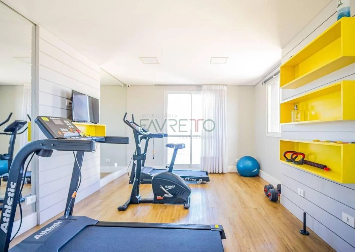 Furnished apartment, 32 m², with a glass-enclosed balcony — photo 49