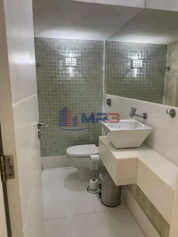 Casa triplex mobiliada com 4 suítes e 9 banheiros — photo 6