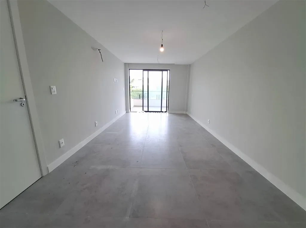 Triplex house 450 m² with 5 bedrooms and 5 bathrooms — photo 21