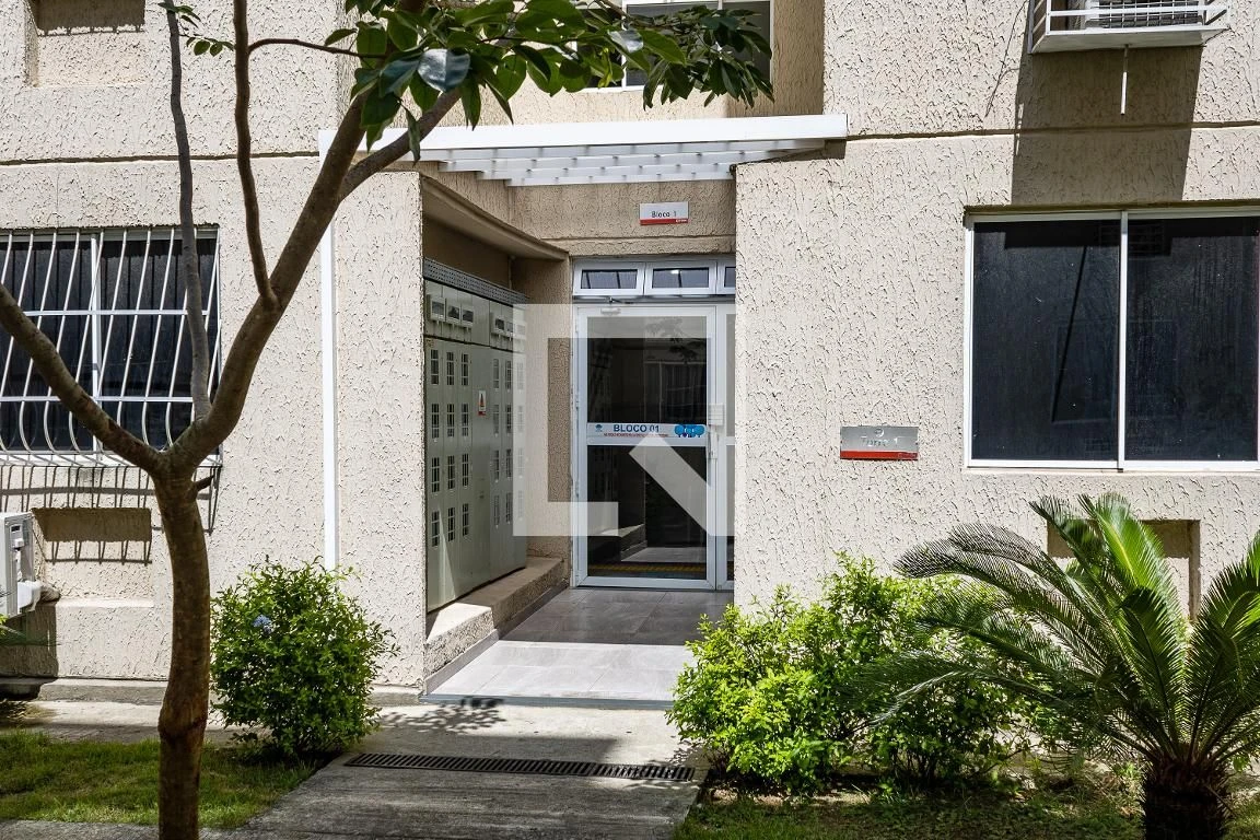 Apartamento com 2 quartos e área de lavanderia — photo 28