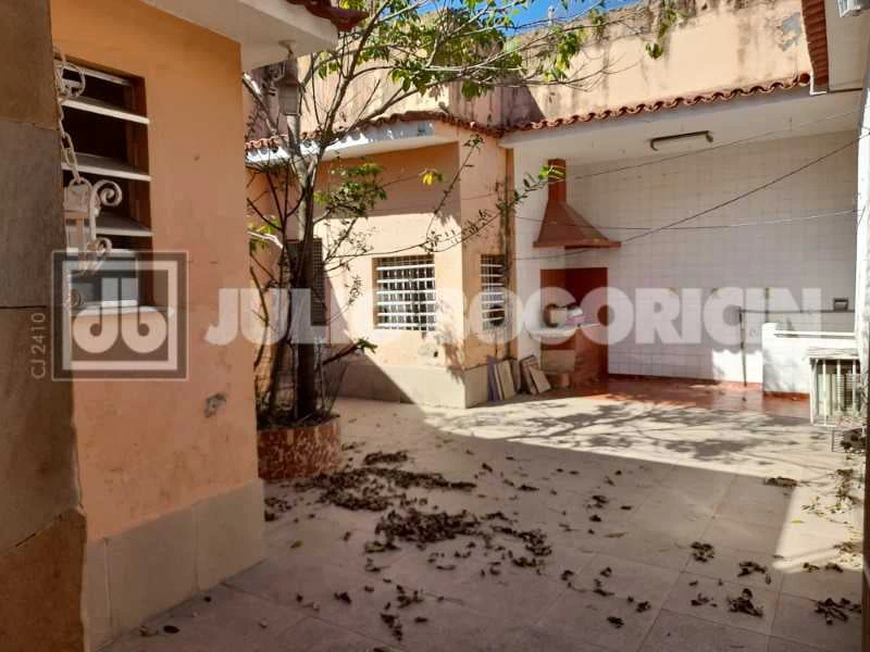 Будинок 360 м² із спільним басейном — photo 24