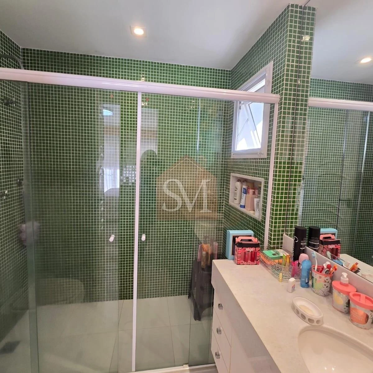 Furnished triplex house with 4 en-suite rooms and 669 m² — photo 21
