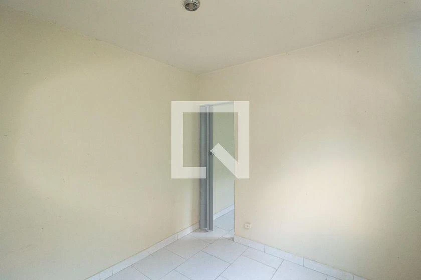 Casa sem móveis de 60 m² com 2 quartos e aceita pets — photo 14