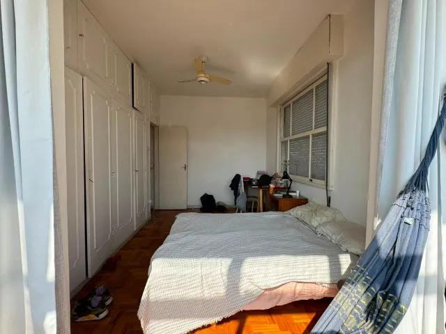 Home office in a 3-bedroom apartment, 180 m² — photo 4