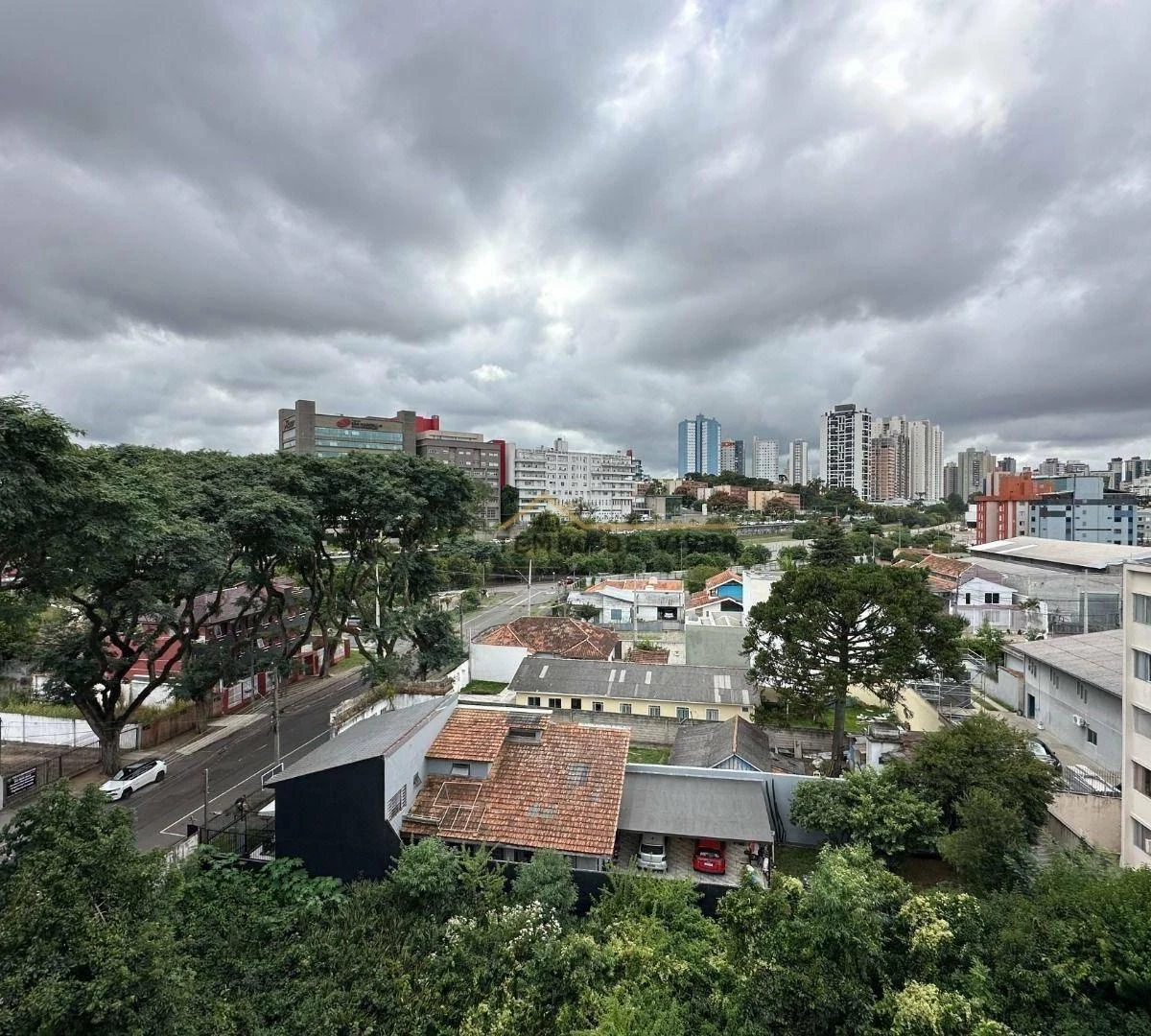 One-bedroom apartment with a home office in Curitiba — photo 11