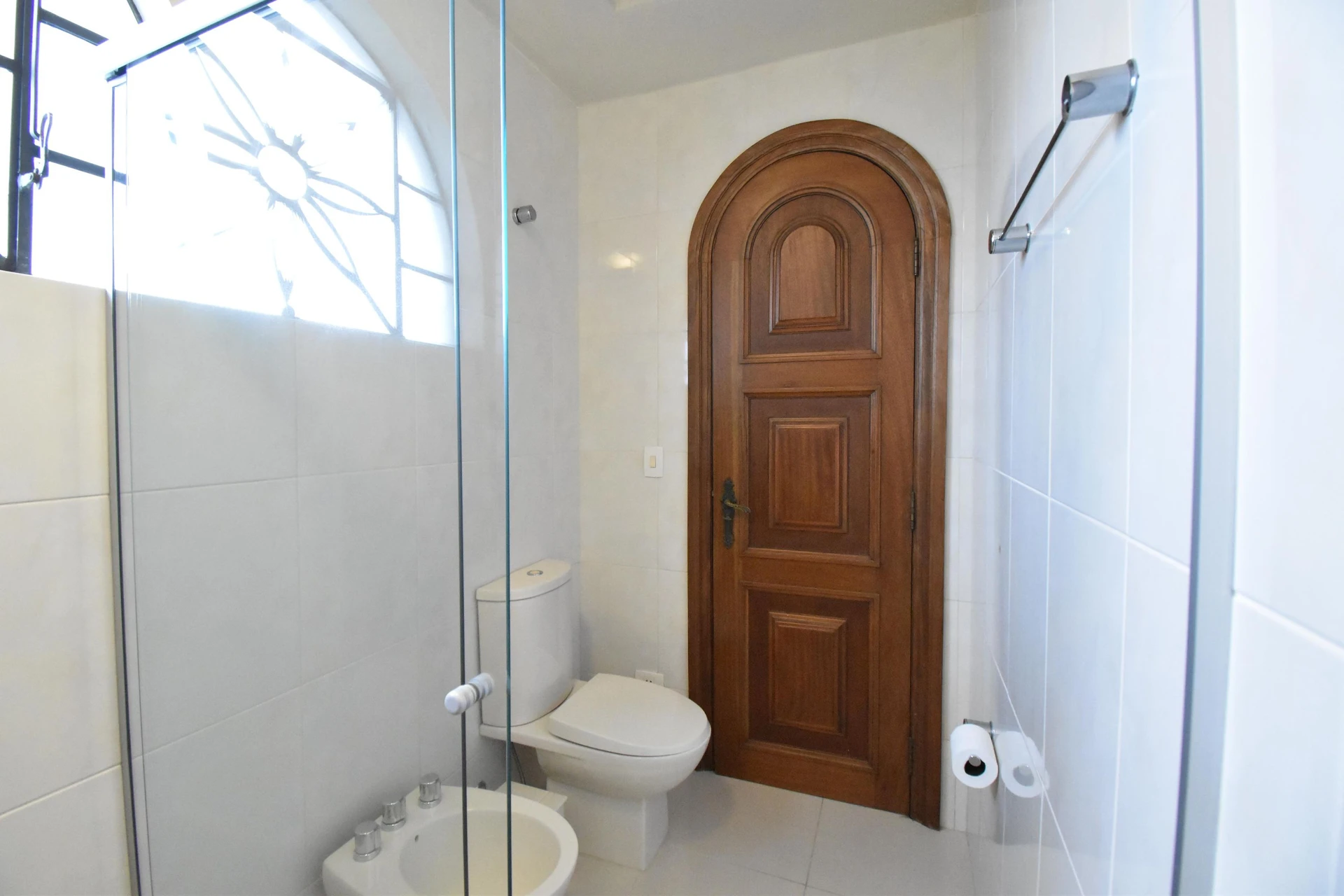 Casa mobiliada com 5 quartos e 3 suítes — photo 103