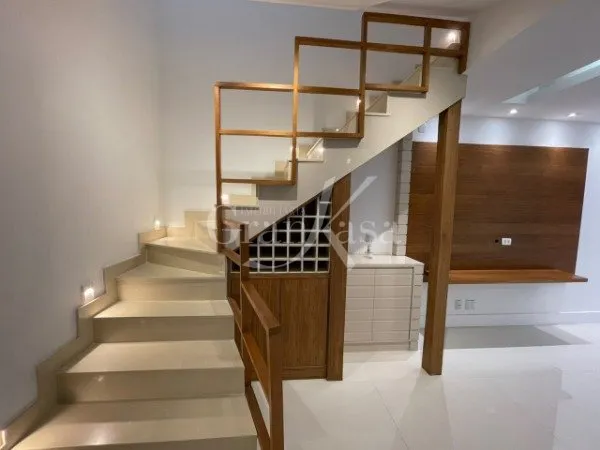 One-bedroom apartment in a building with a sauna — photo 12