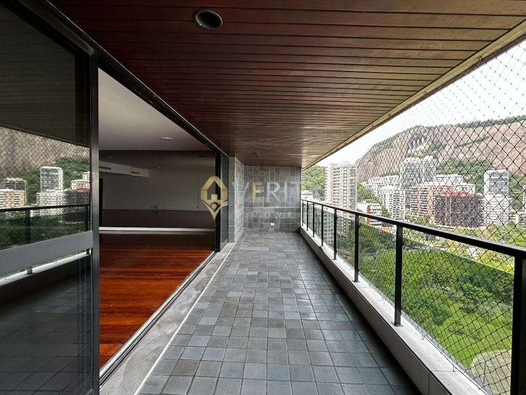 4-bedroom apartment with 4 en-suite baths and 380 m² — photo 3