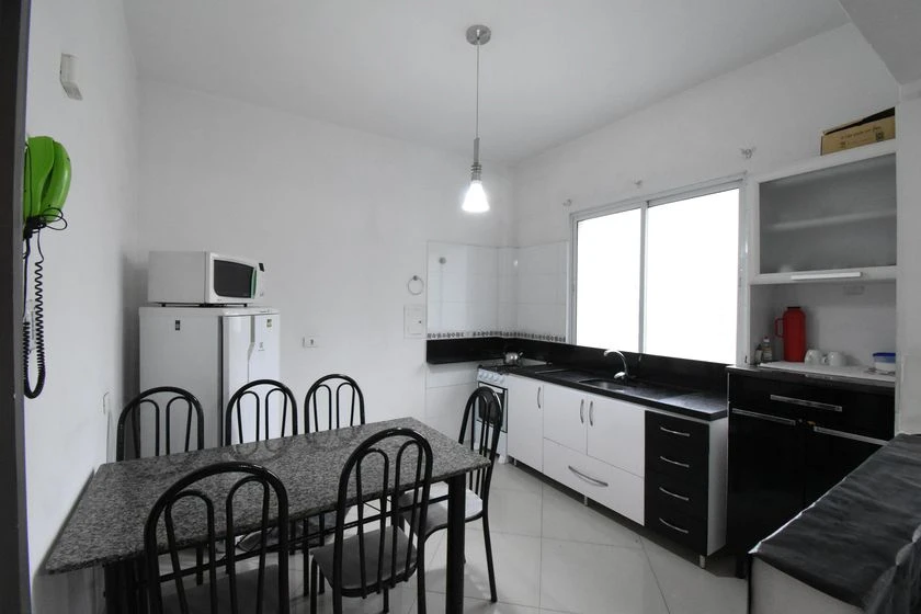 Apartamento amueblado con 2 dormitorios y 1 baño — photo 12