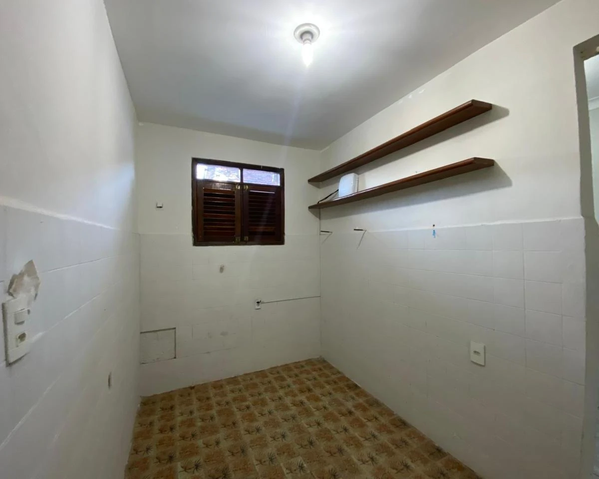 3-bedroom house, 1 with its own bathroom, 175 m² — photo 25