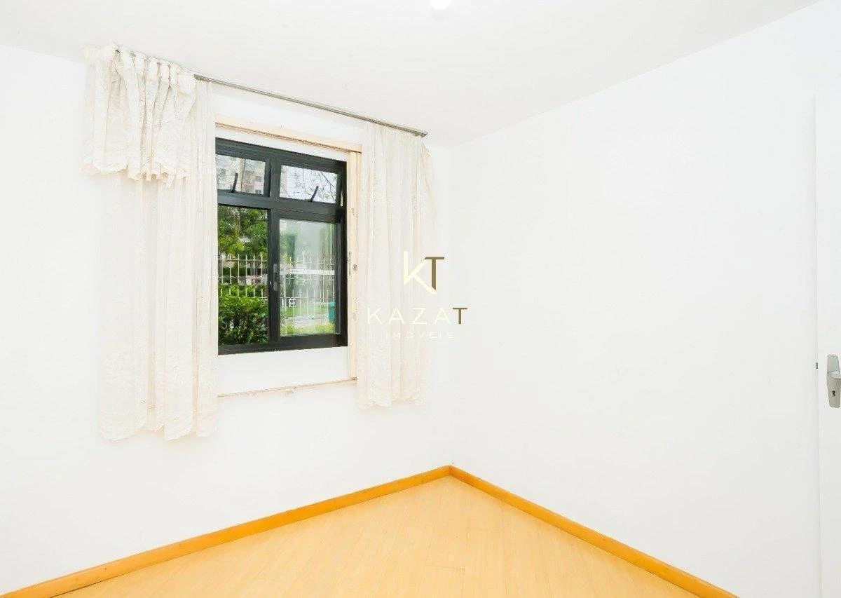 61 m² 3-bedroom apartment with balcony and laundry area — photo 14