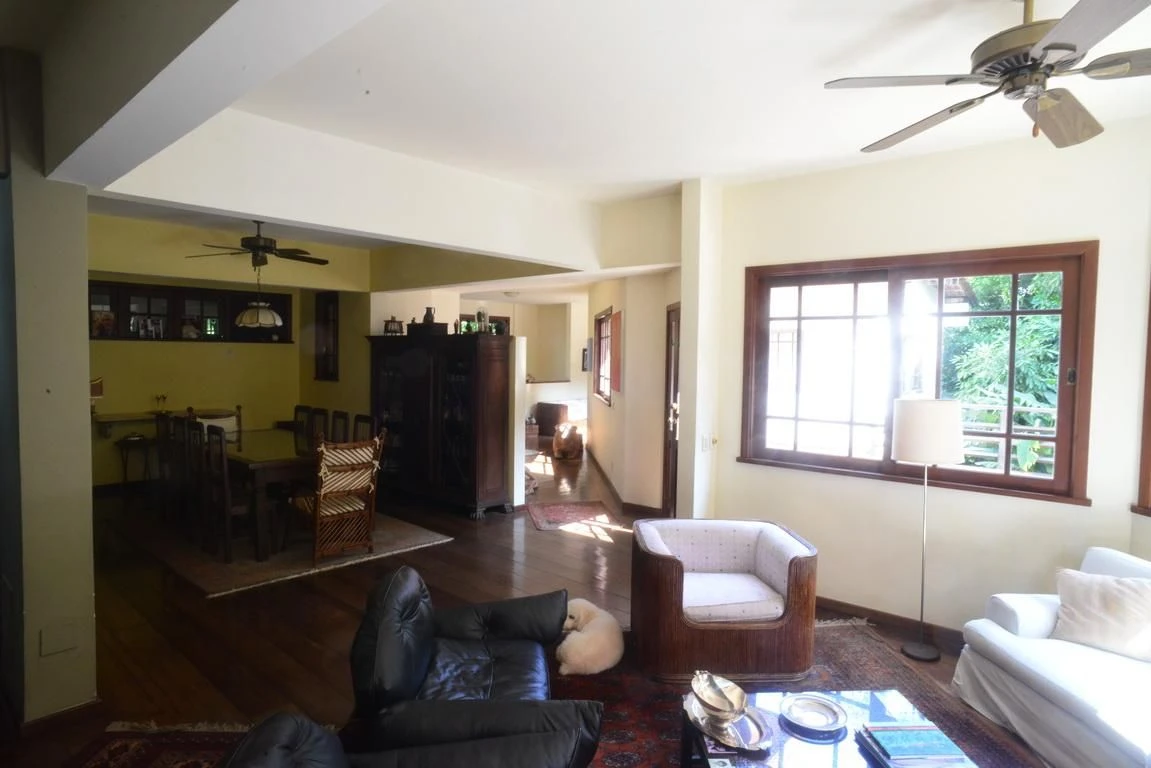 Casa mobiliada com 6 quartos e 5 suítes, com jardim — photo 28