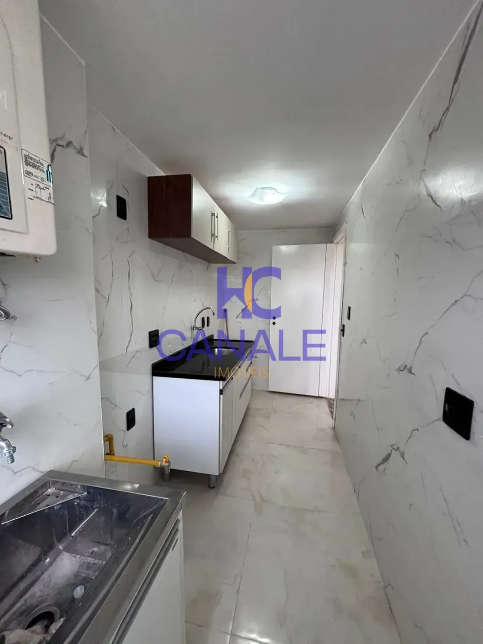 Rental apartment with 2 bedrooms and a balcony — photo 15