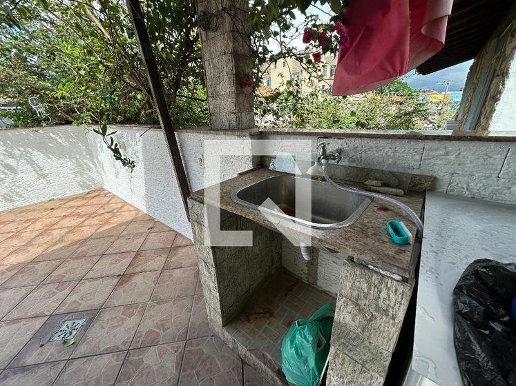 2-bedroom house with a washing machine in Rio de Janeiro — photo 14