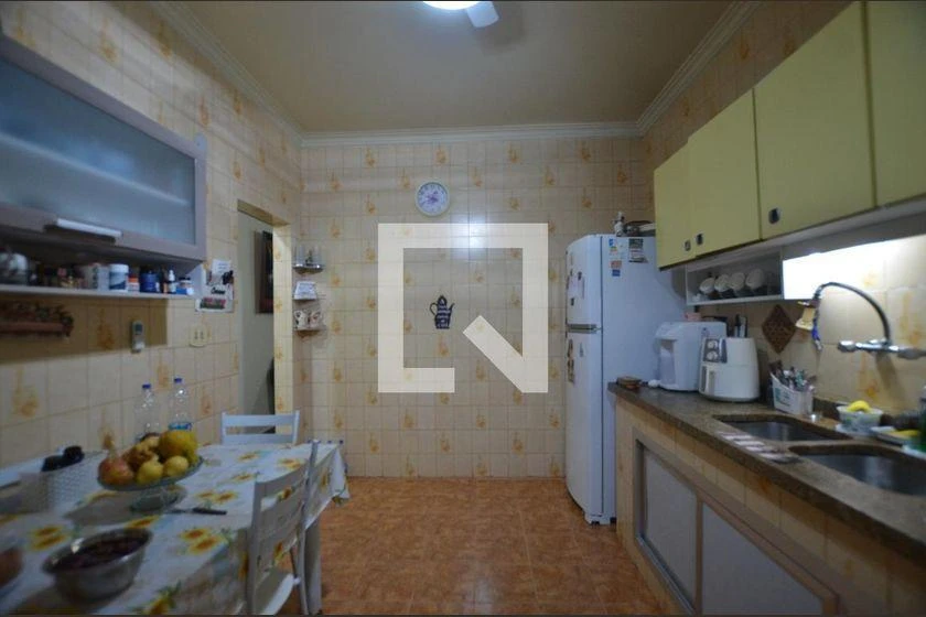 Furnished 231 m² house with 3 bedrooms and a balcony — photo 30