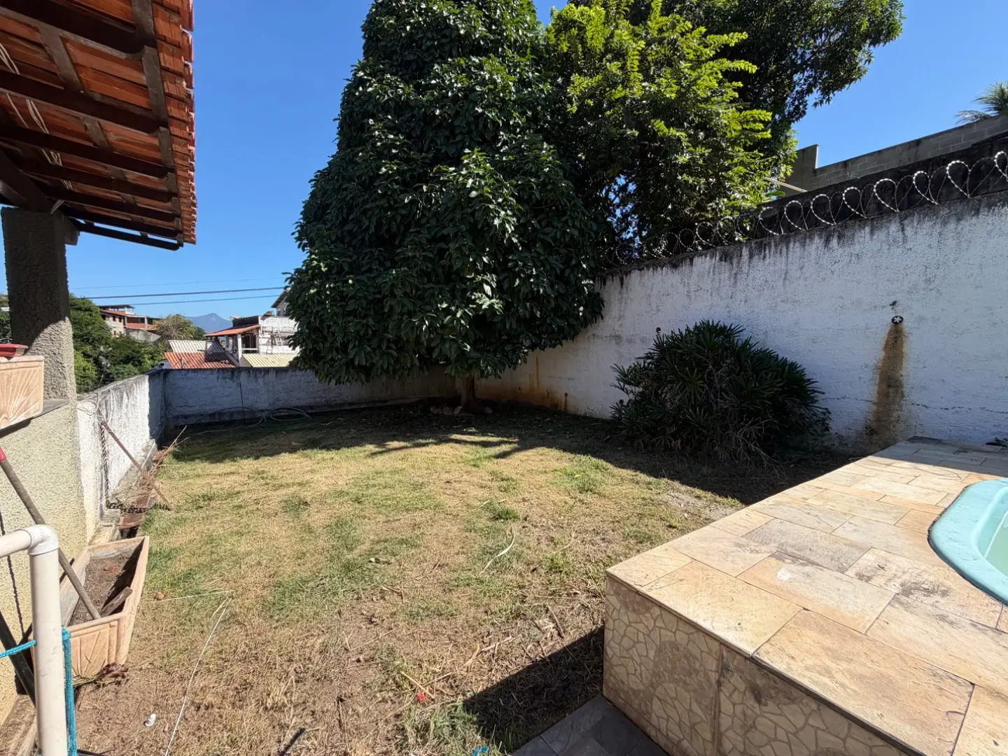 House, 250 m², with a private BBQ — photo 6