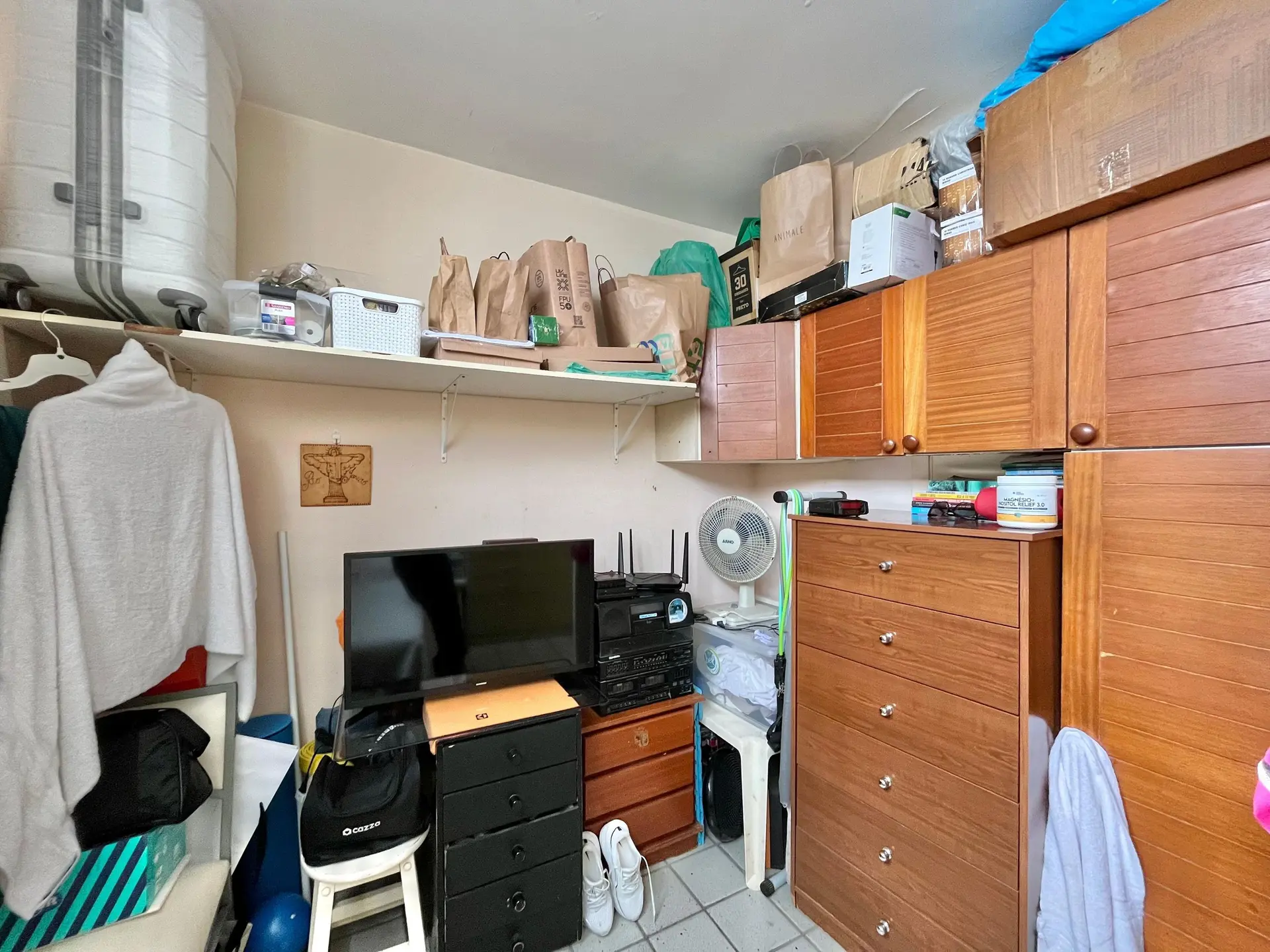 Furnished apartment, 450 m², with a water view — photo 55