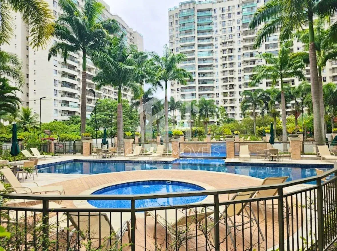 Apartamento com 2 quartos e suíte e varanda fechada — photo 29