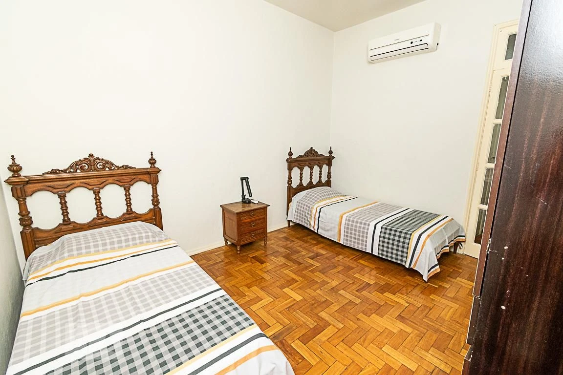 1 quarto e piso de madeira ou laminado: apartamento de 38 m² — photo 3