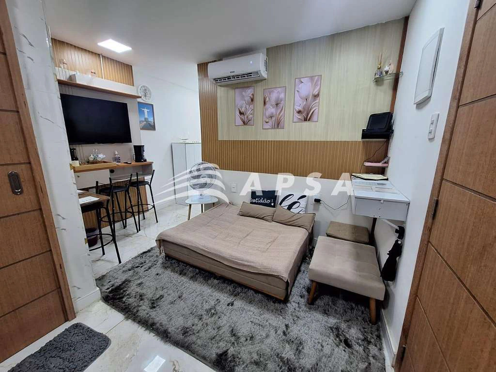 Студія 30 м² з компактним кухонним куточком і 1 ванною — photo 4