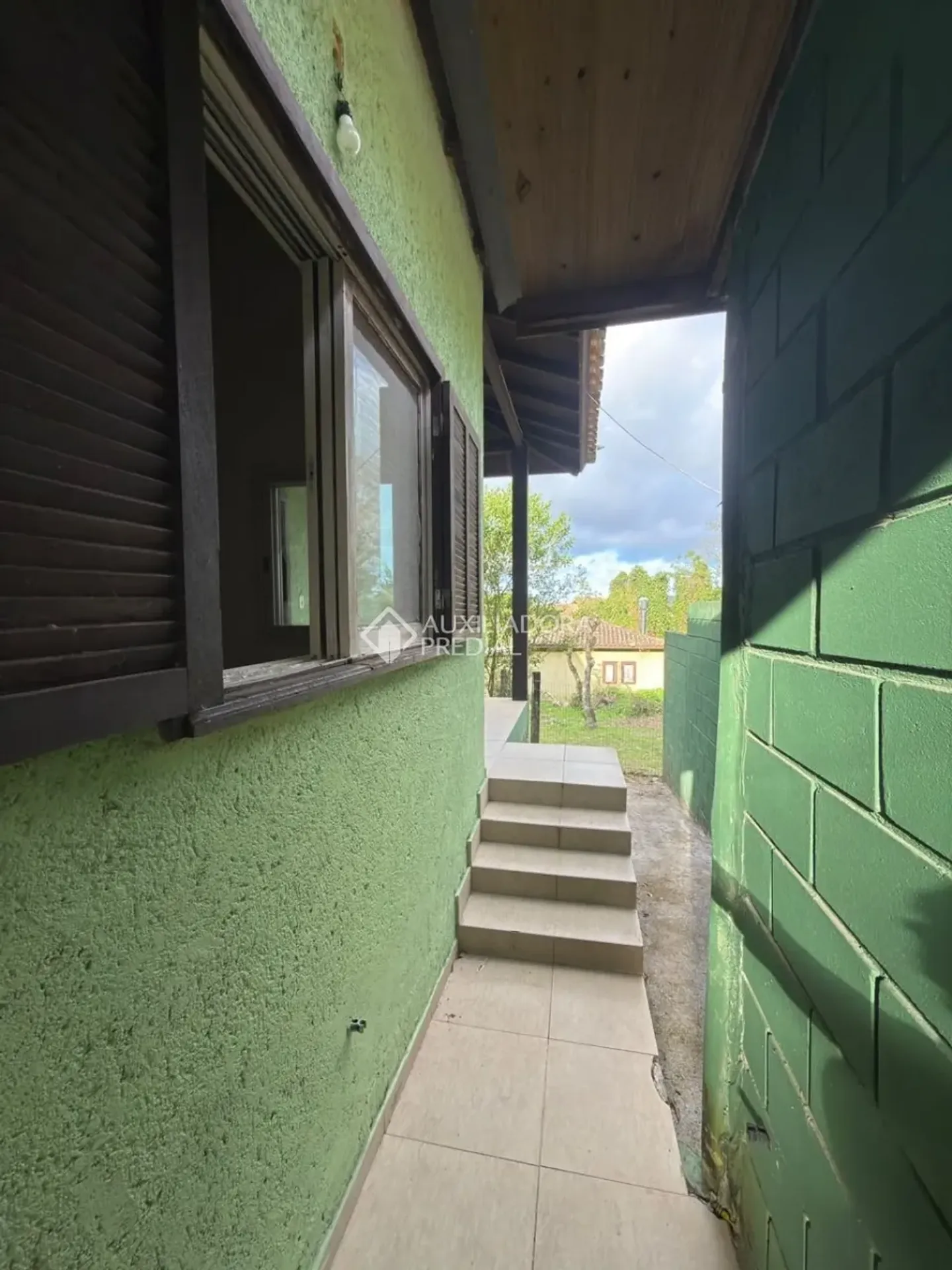 House, 280 m², with a grill on the balcony — photo 23