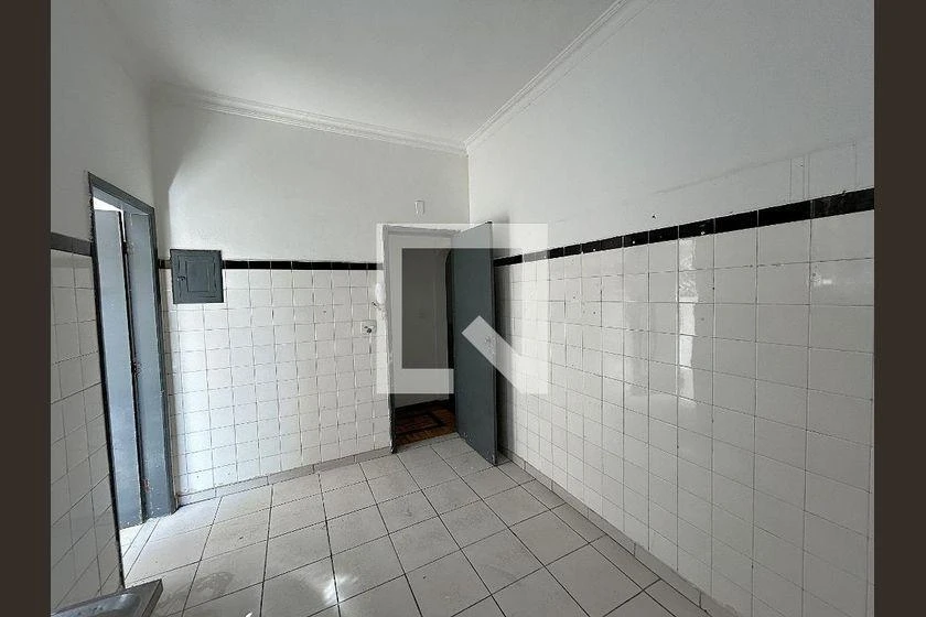 Деревянный пол или ламинат и 2 спальни: дом 80 м² — photo 24