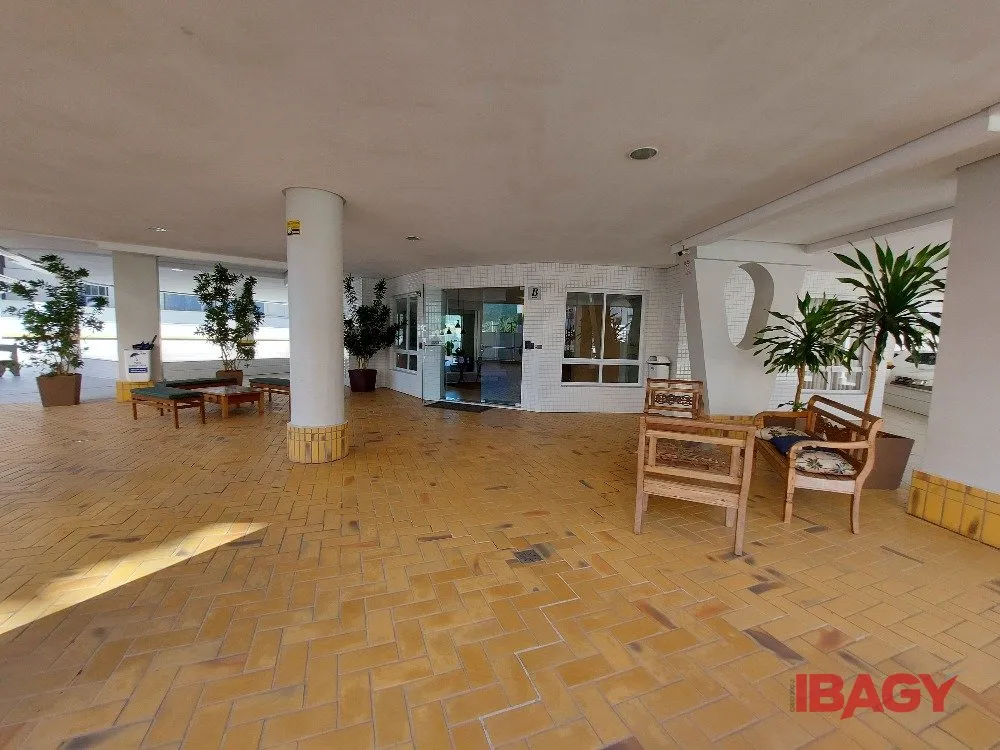3-bedroom apartment with 1 en-suite and 2 parking spots 145 m² — photo 43