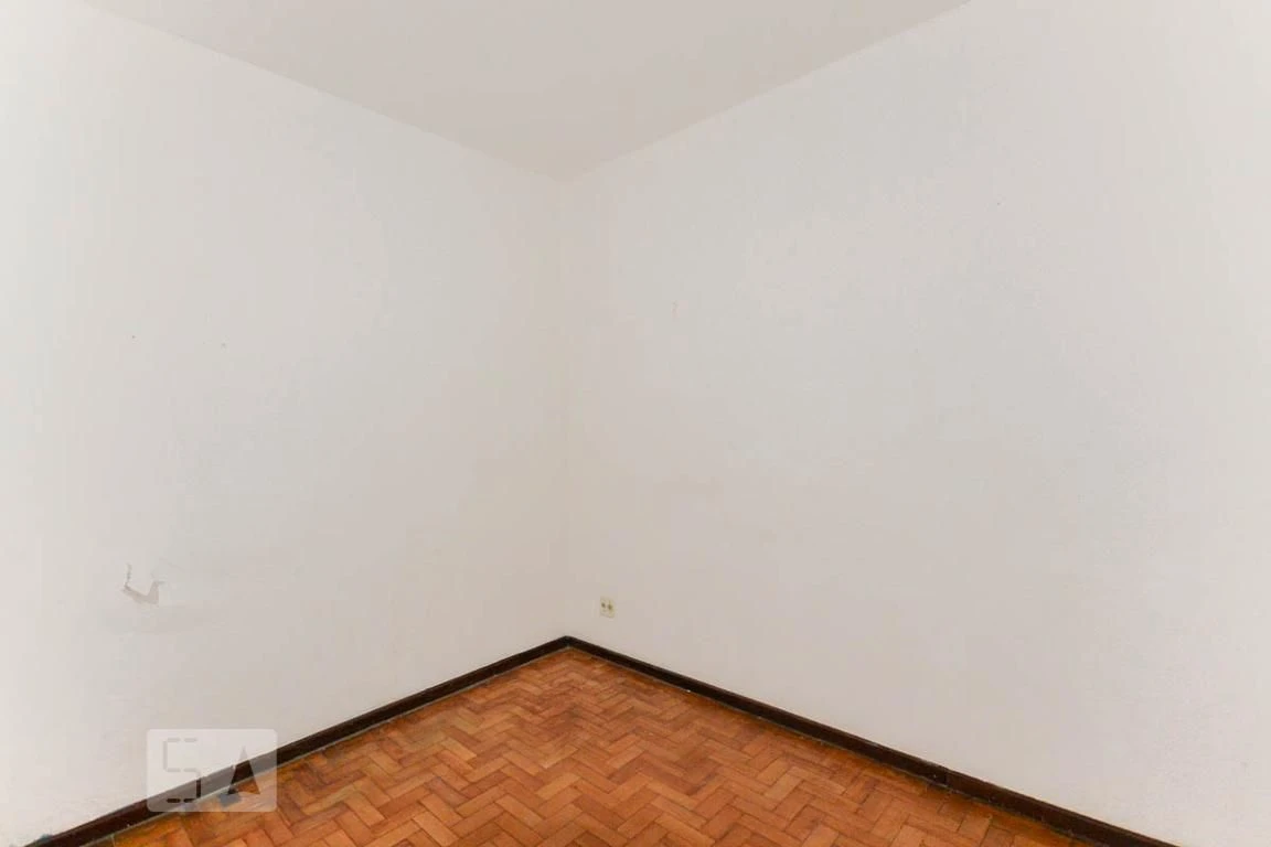 Apartamento, 40 m², com piso de madeira ou laminado — photo 17
