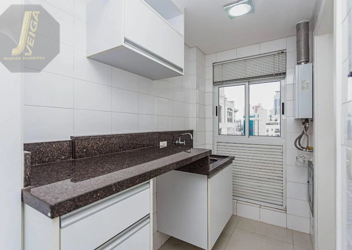 Furnished apartment on the 10th floor with open kitchen — photo 18