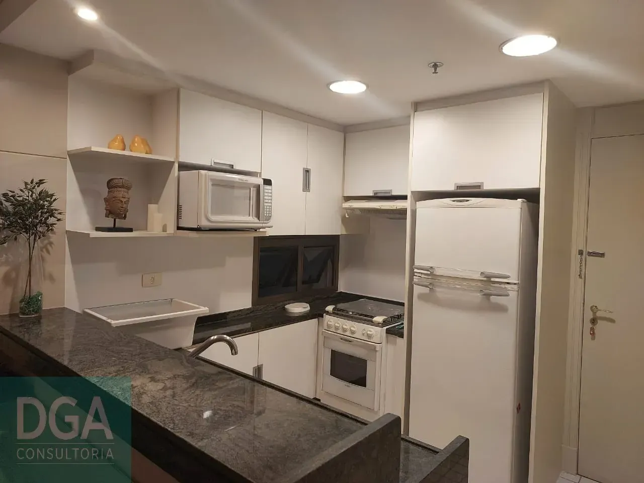 Apartamento mobiliado de 64 m² com 1 quarto e 2 banheiros — photo 7