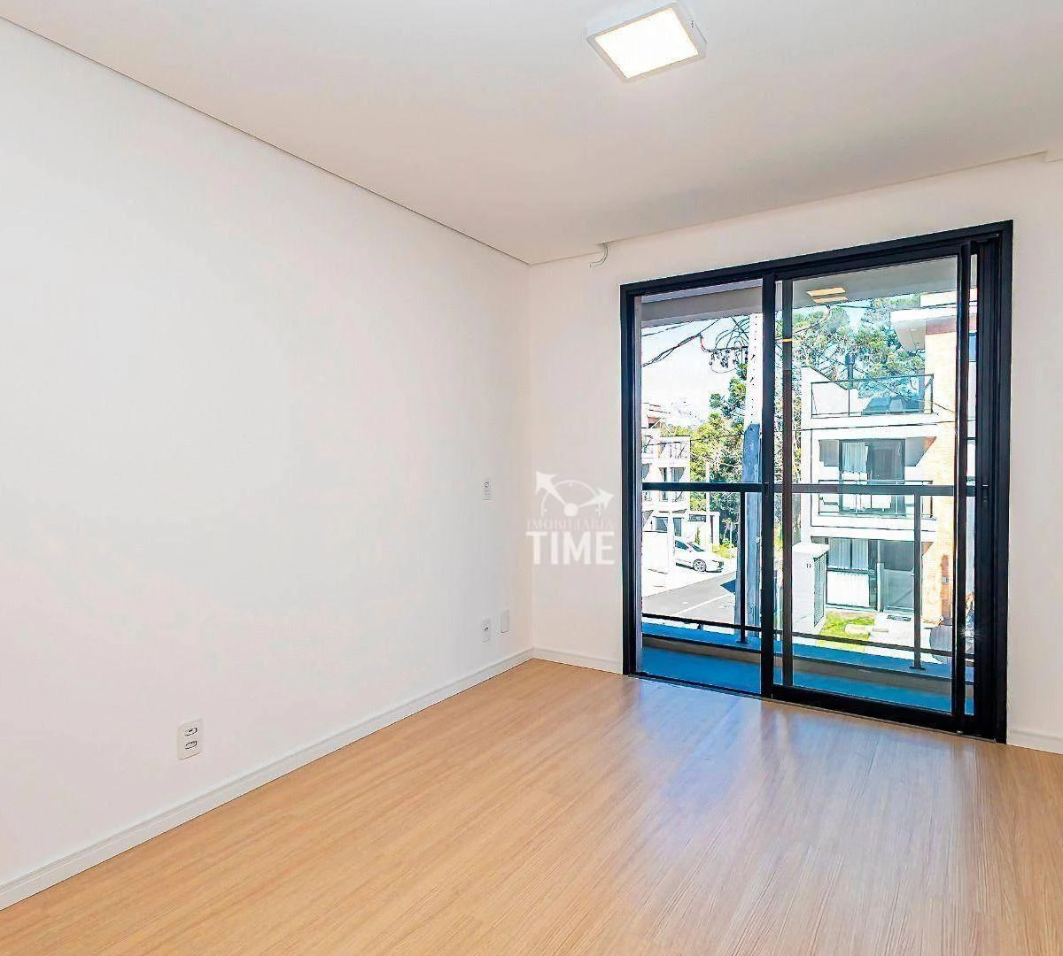 130 m² townhouse with 3 bedrooms, 1 en-suite, 2 parking — photo 30
