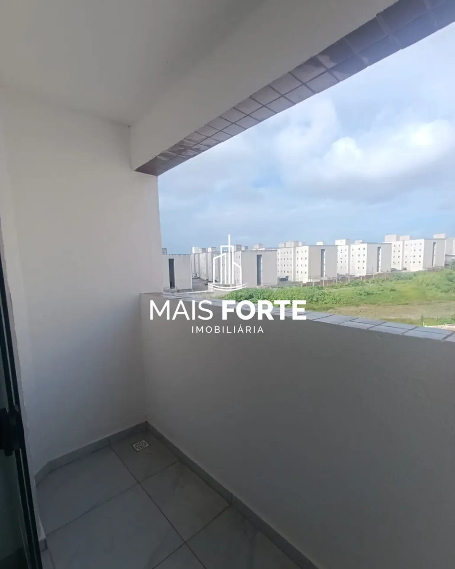 60 m² apartment with 2 bedrooms and 2 bathrooms — photo 2