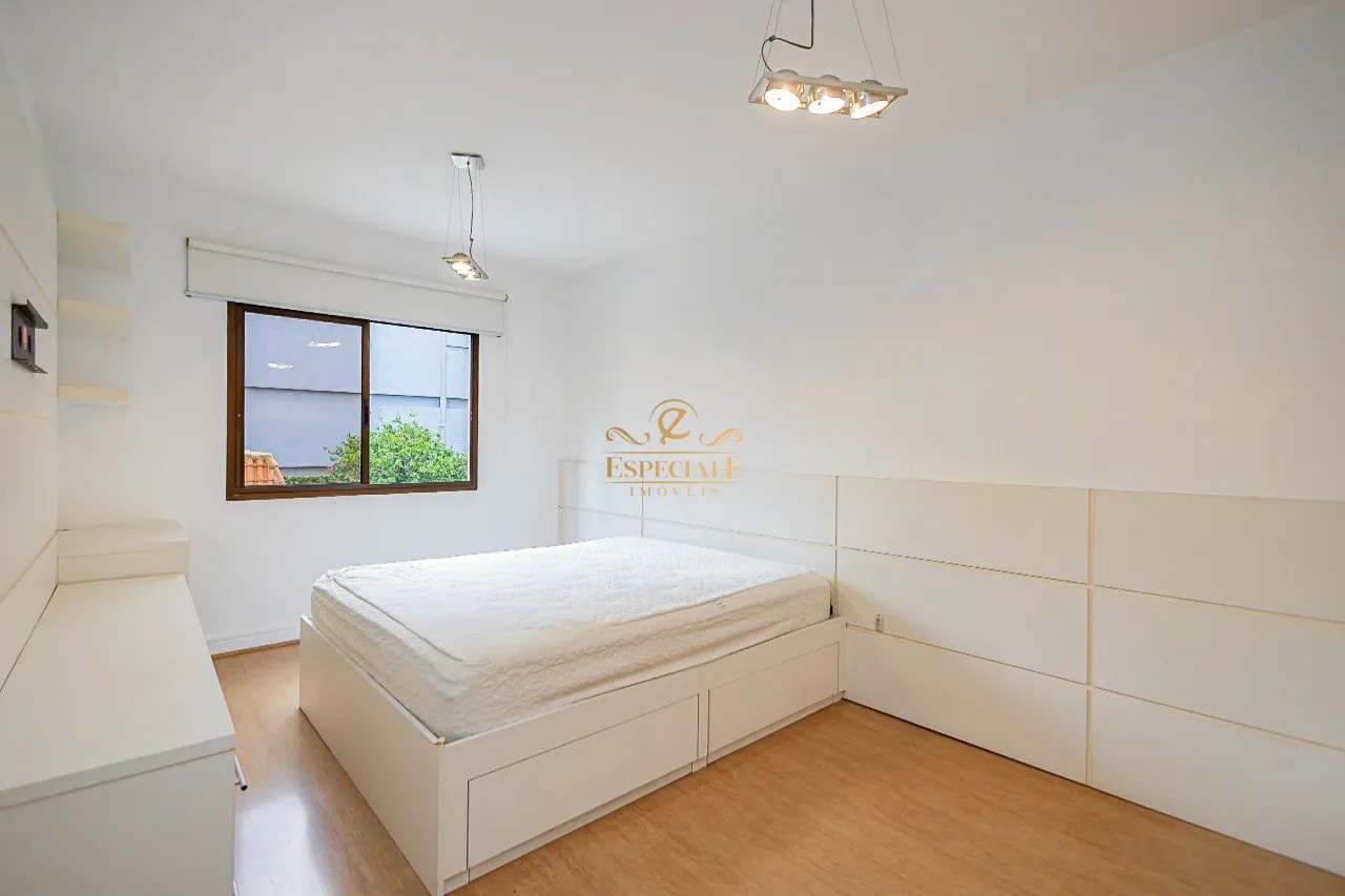 Apartment with 3 en-suite bedrooms and balcony — photo 26