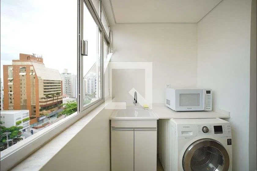 2-bedroom apartment with a washing machine — photo 7