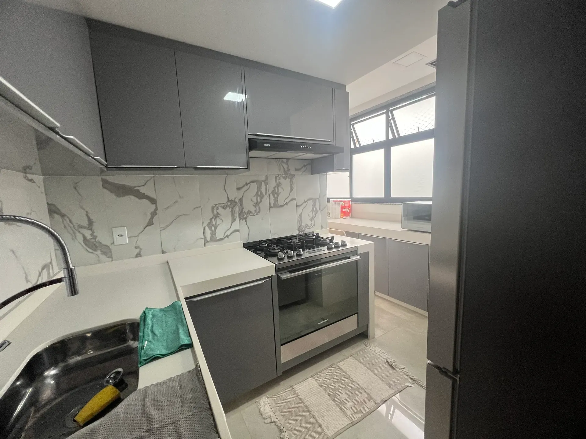 Furnished 90 m² apartment with a suite and 3 bedrooms — photo 17