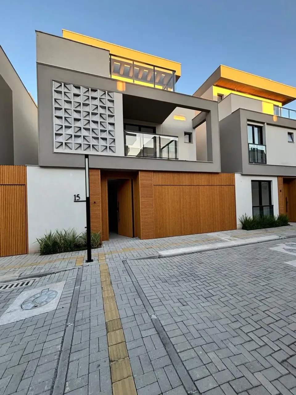 Casa para alugar com 4 quartos e 5 banheiros — photo 3