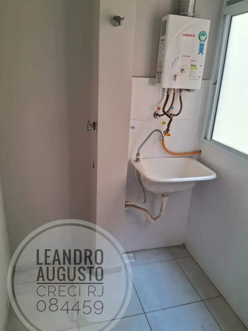 Apartamento de 2 quartos com cozinha fechada e vaga — photo 16
