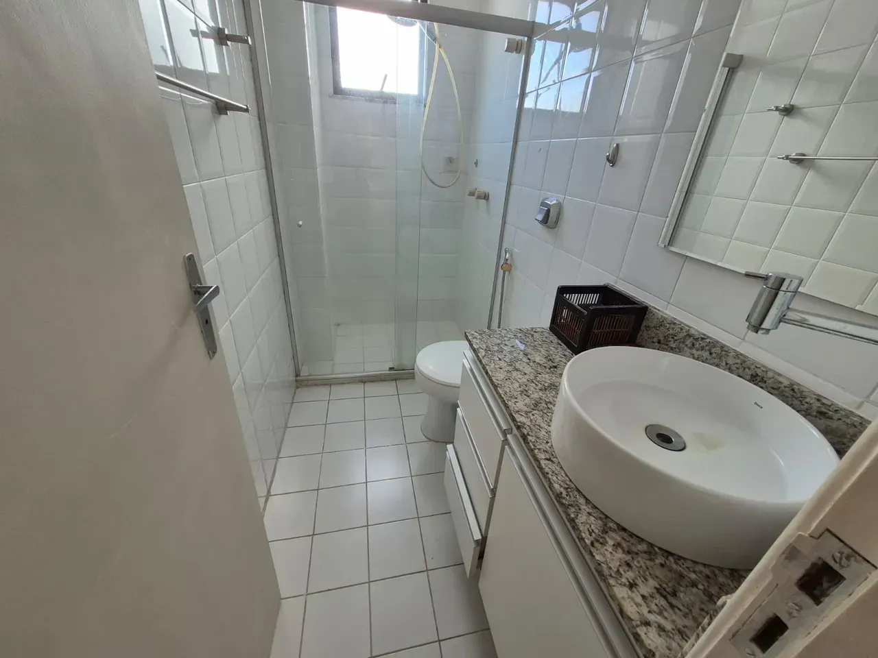Furnished apartment with 2 bedrooms and 2 bathrooms — photo 7