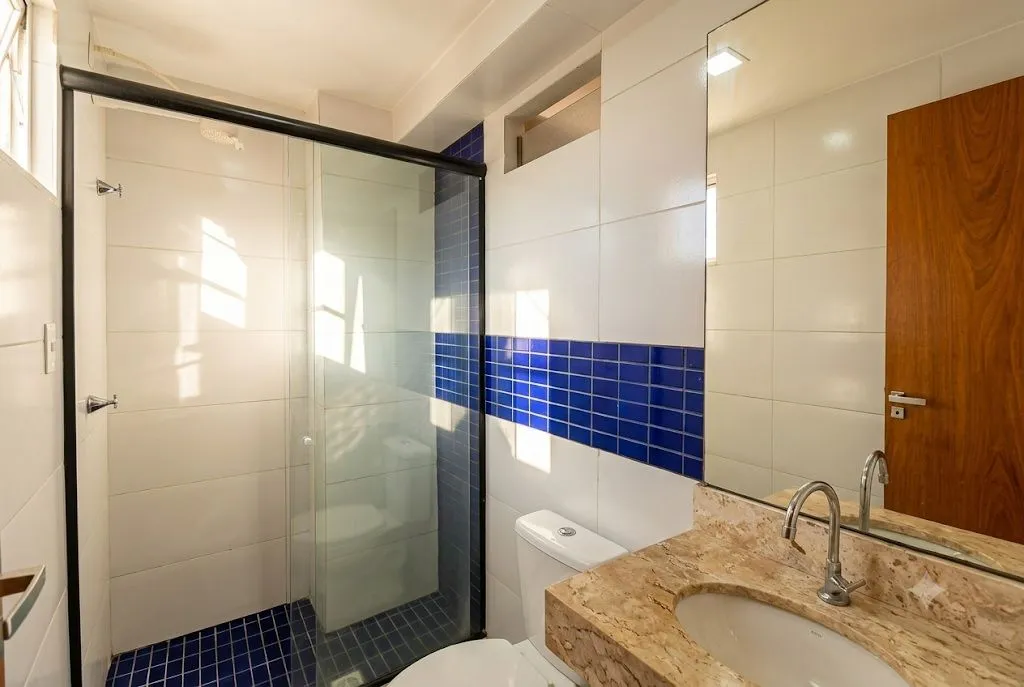 25 m² apartment with balcony and water view — photo 8