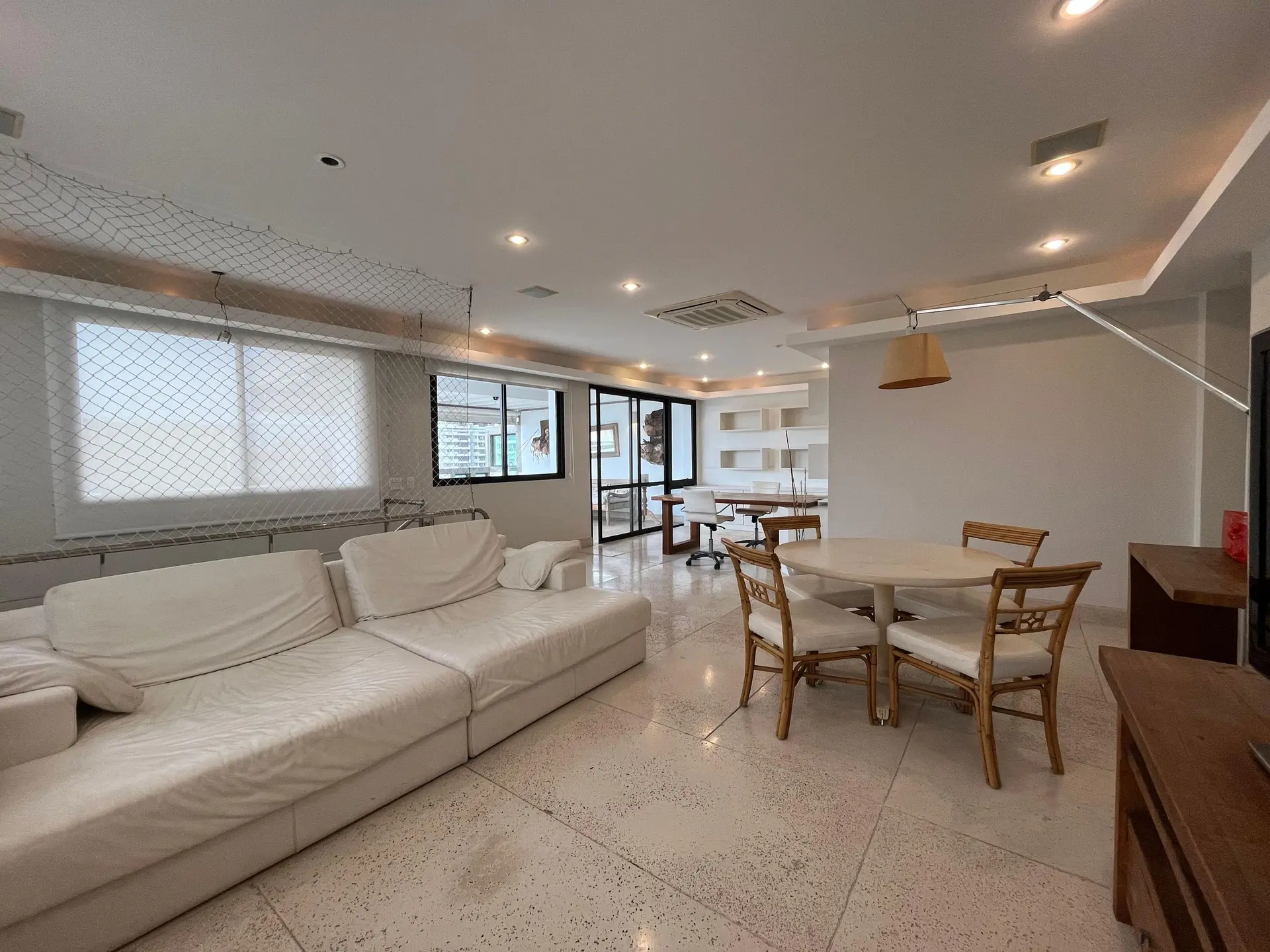 4-bedroom apartment with a water view — photo 57